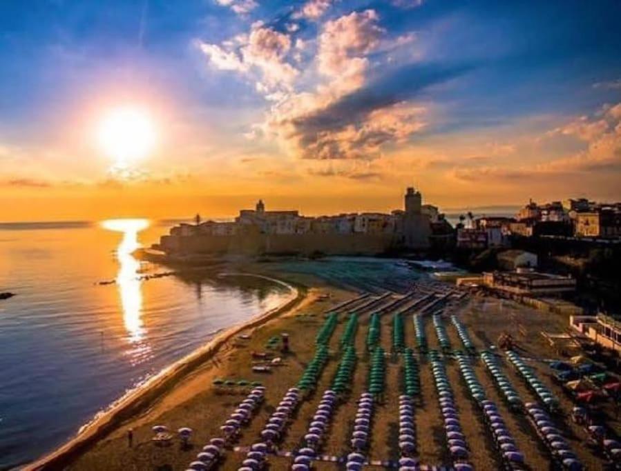 Torre Del Meridiano Casa Vacanze Centrale Termoli Eksteriør billede