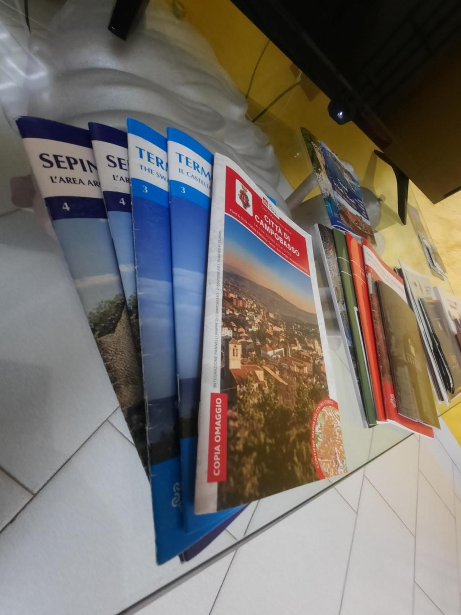 Torre Del Meridiano Casa Vacanze Centrale Termoli Eksteriør billede